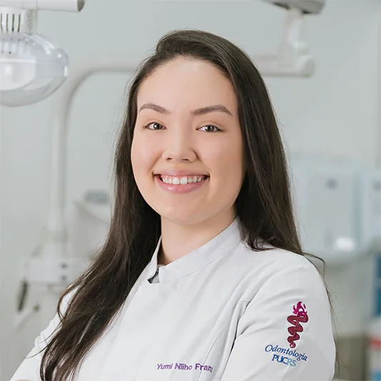 Dra. Yumi Niiho Frantz, dentista da Oral Infinity